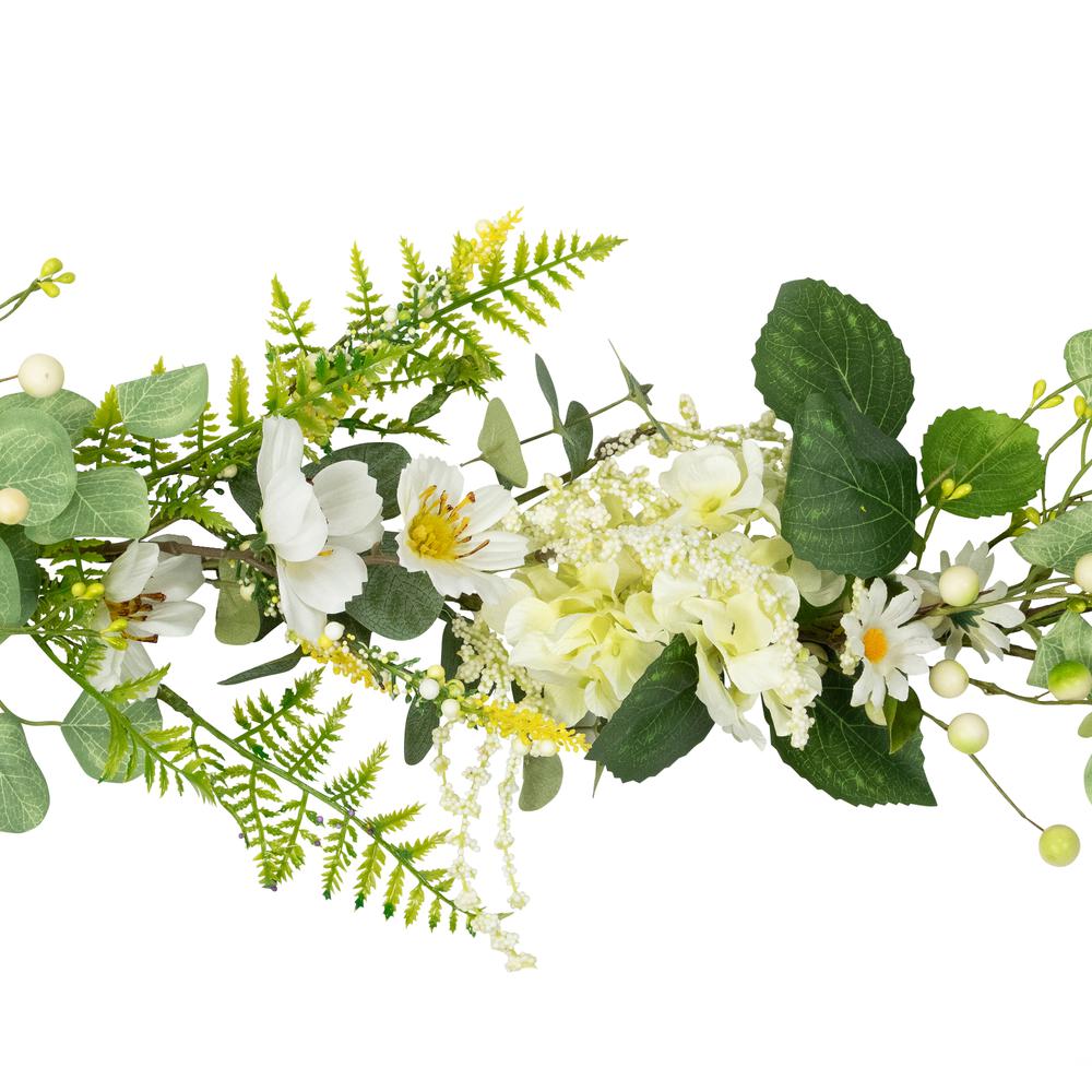 Hydrangea and Eucalyptus Artificial Floral Spring Garland - 5'. Picture 2