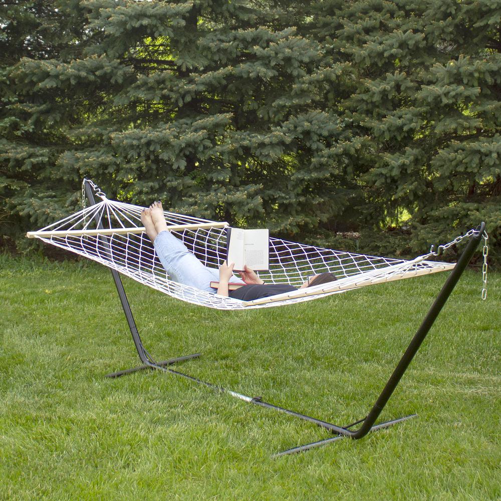 55" x 78" Brown Lattice Pattern Rope Hammock with Wooden Bar. Picture 2