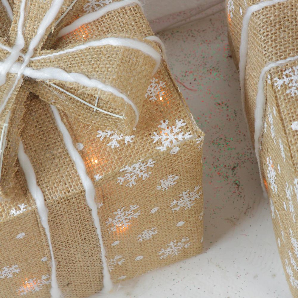 Set of 3 Lighted Natural Snowflake Burlap Gift Boxes Christmas Outdoor Decorations. Picture 3