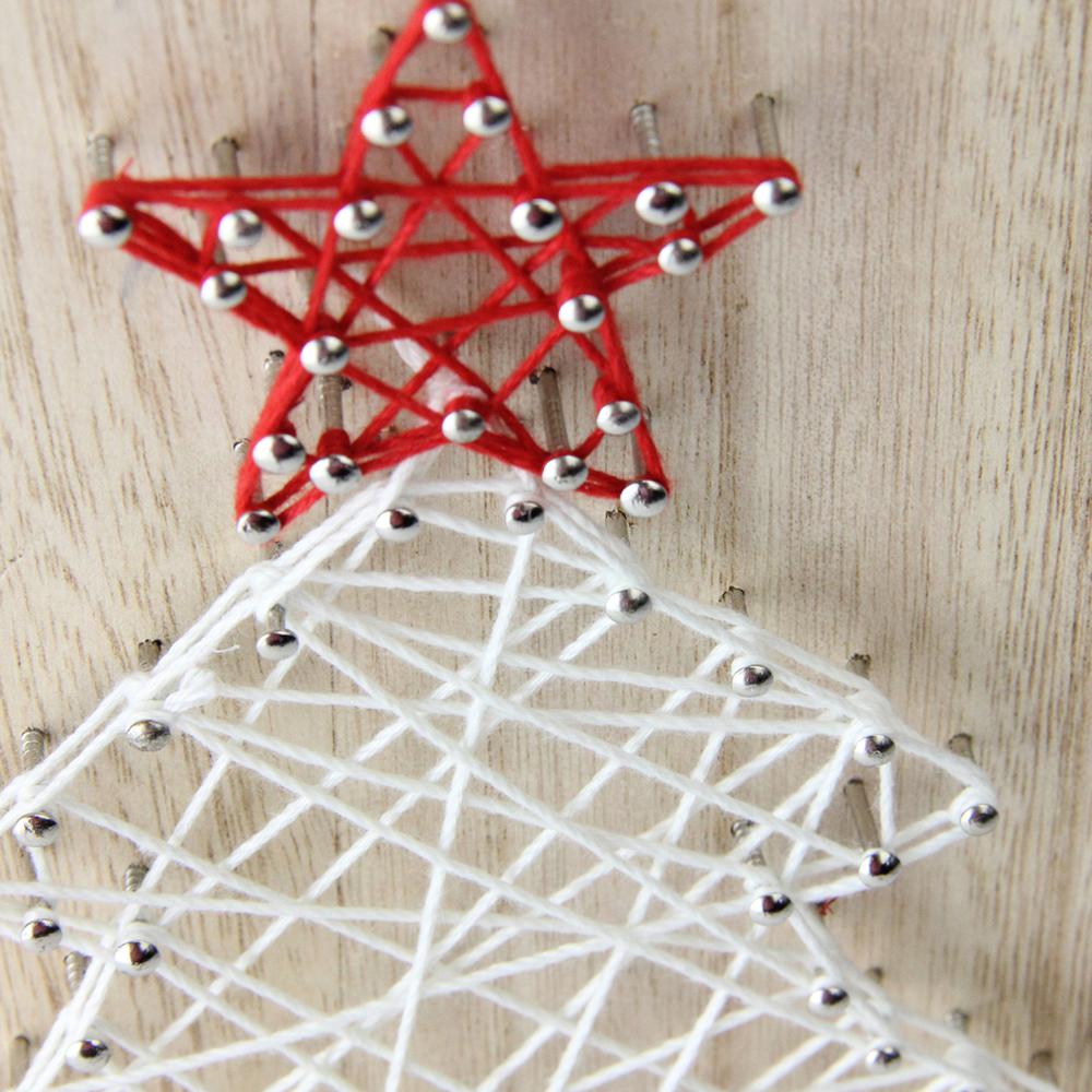 11" White and Red String Christmas Tree Wall Decor. Picture 2