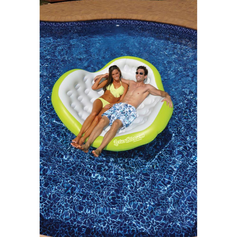 80" Inflatable Green Lotus Blossom Swimming Pool Duo Lounger. Picture 3