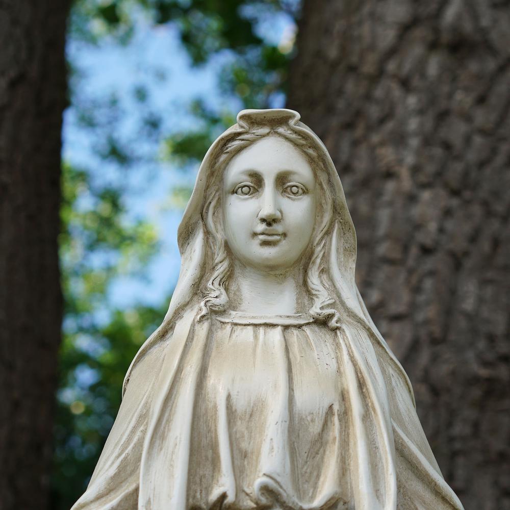28" Religious Standing Virgin Mary Outdoor Garden Statue. Picture 3