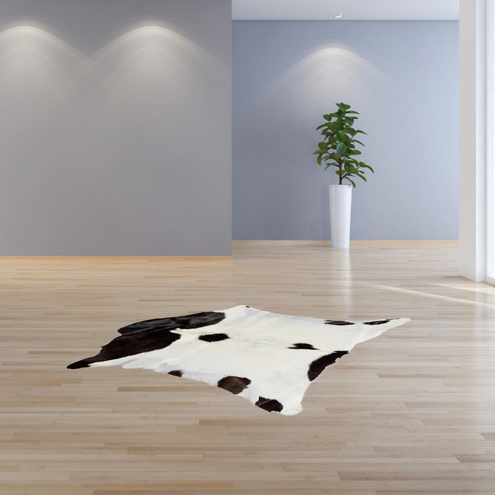 2' x 3' Natural Black and White Calfskin Area Rug - 316980. Picture 8