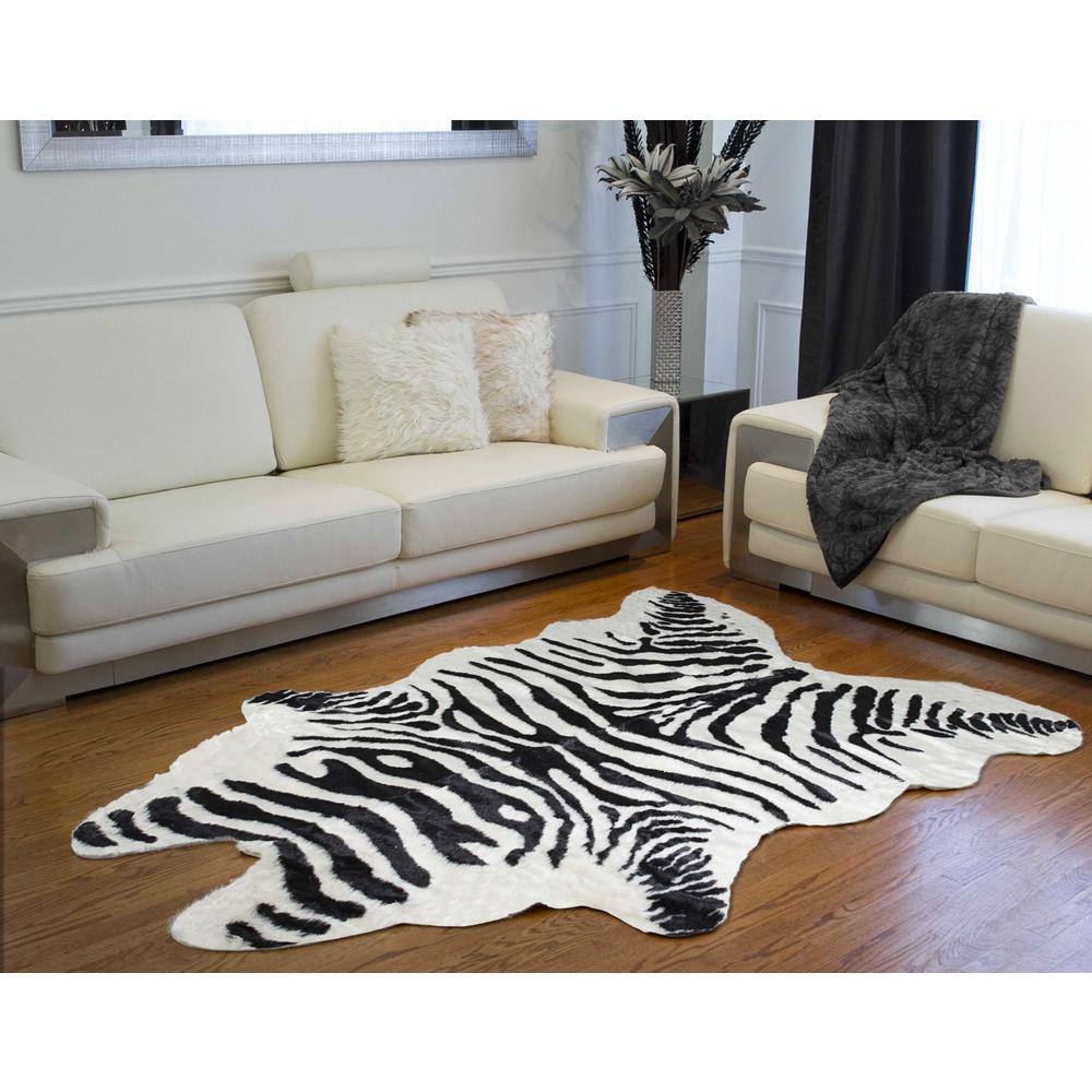 63" x 90" Zebra Black And White Print Area Rug - 317167. Picture 8