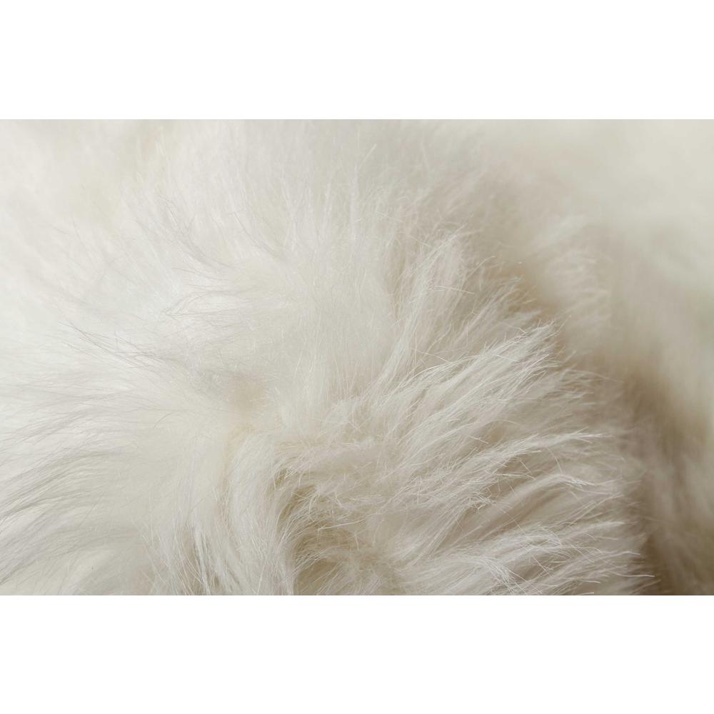 72" Off White Circular Faux Fur Area Rug - 317207. Picture 5
