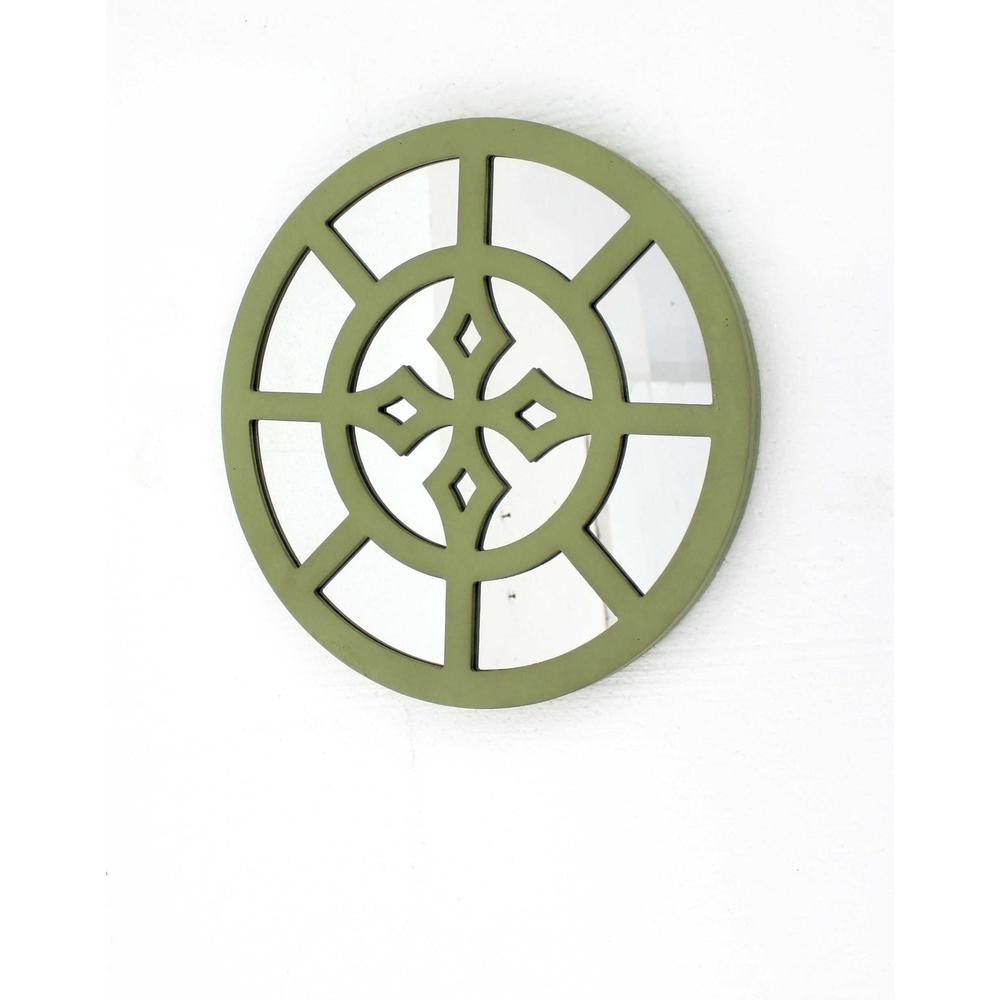 15.5" x 15.5" Green, Rustic Mirrored, Round - Wooden Wall Decor - 274561. Picture 1