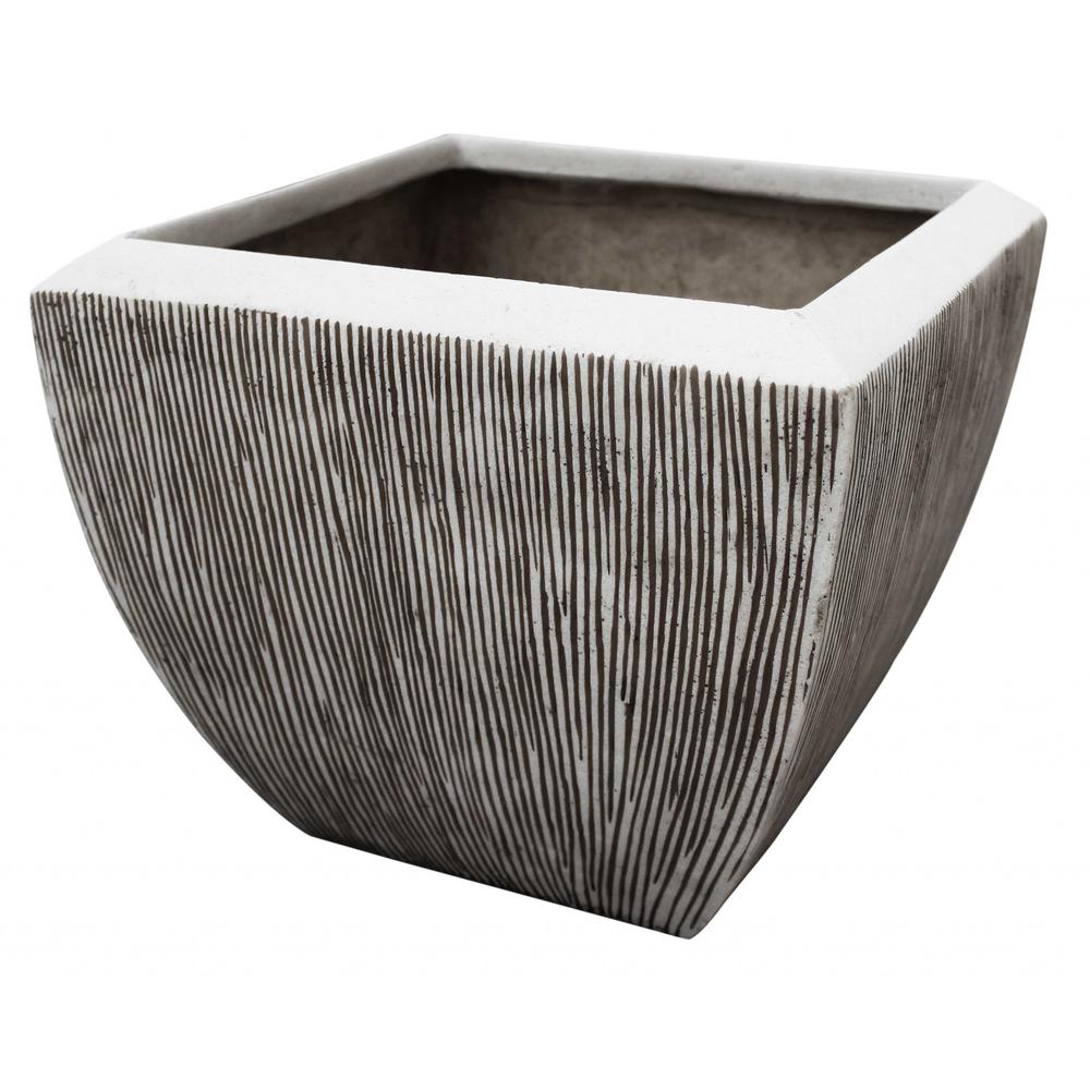 Large Distressed and Ribbed Flower Pot Planter - 274806. Picture 1