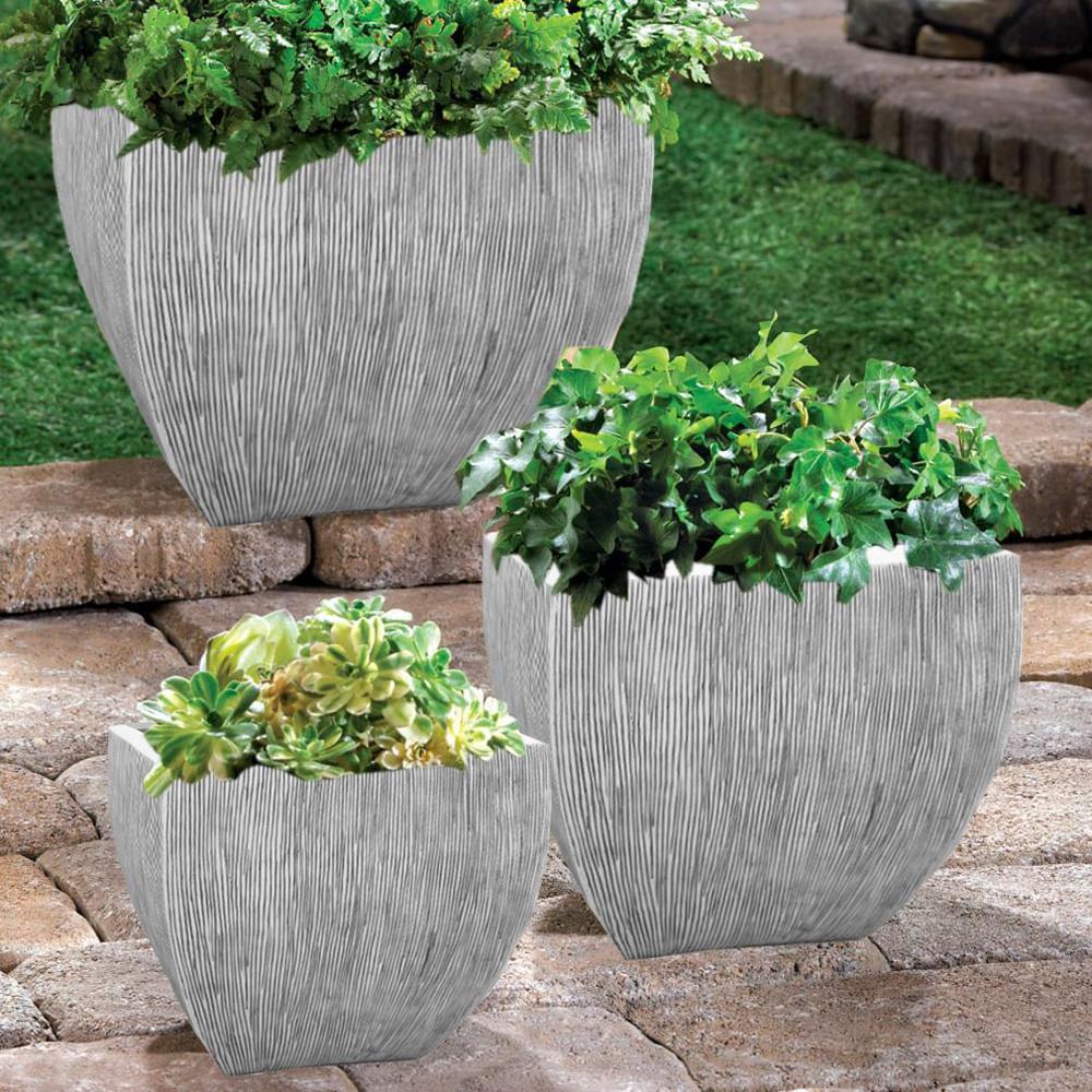 Large Distressed and Ribbed Flower Pot Planter - 274806. Picture 4