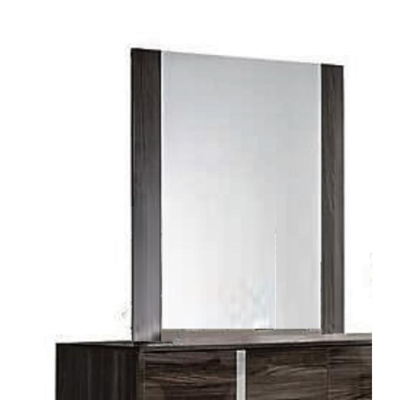 Modern Gray Glossy Wall Mirror - 282680. Picture 1