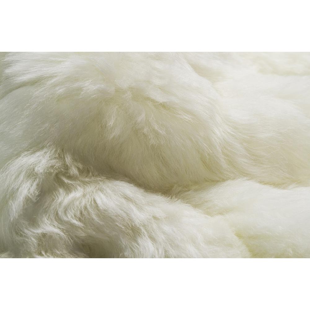 White 2' x 3' Natural Sheepskin Fur Area Rug - 293181. Picture 1
