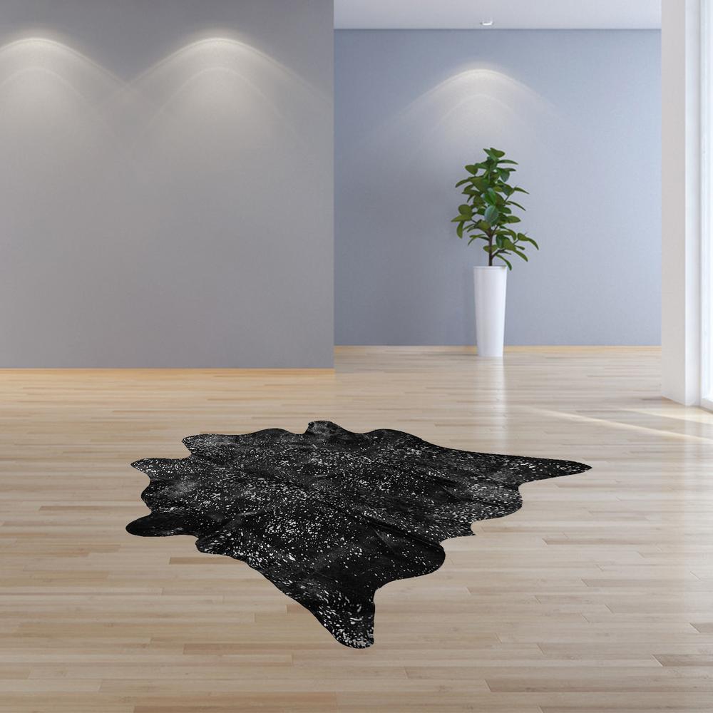 72" x 84" Black and Gold Cowhide - Area Rug - 316716. Picture 3