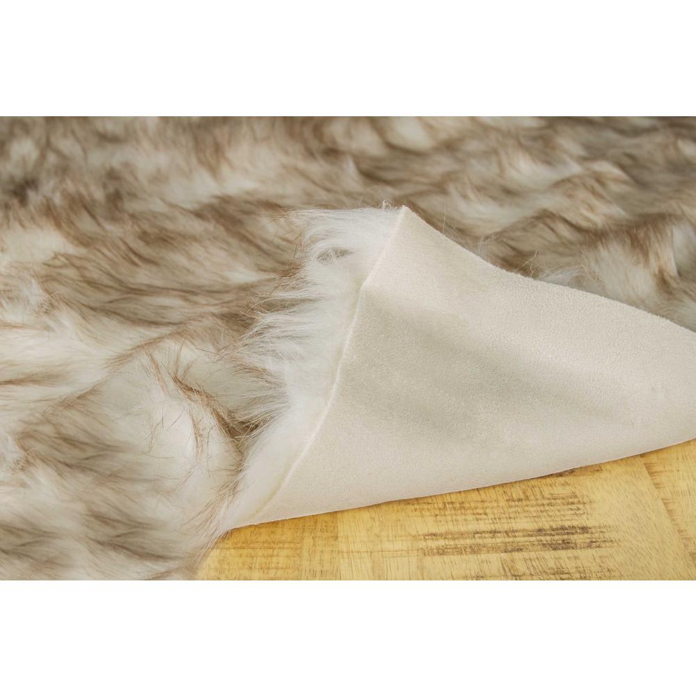 24" x 36"  Gradient Brown Faux Sheepskin Area Rug - 317163. Picture 1