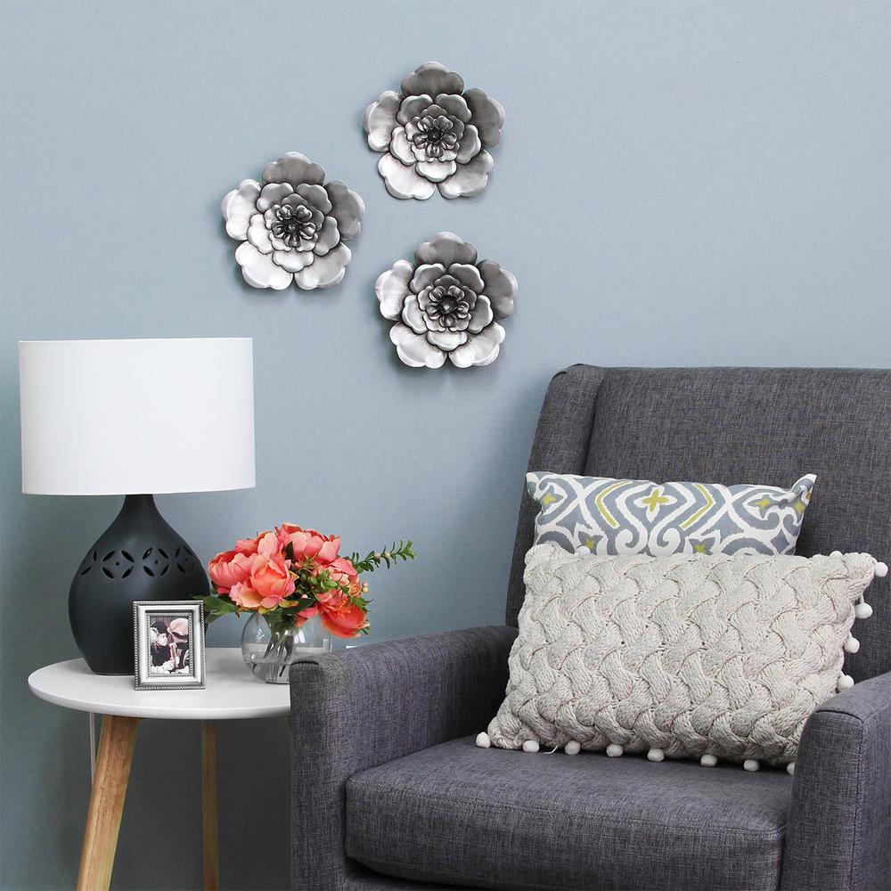 Alluring Silver Metal Wall Flowers - 321303. Picture 2