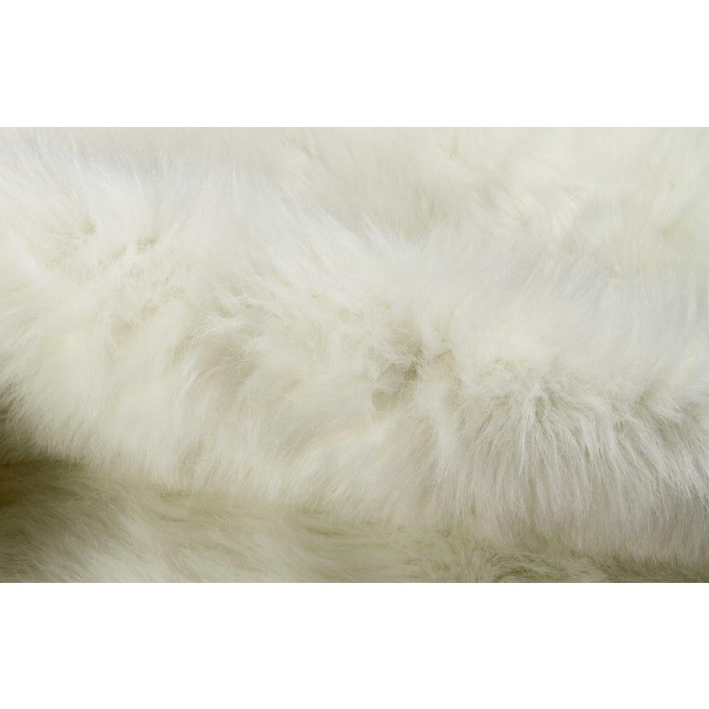 63" x 90" Off White, Polar Bear Faux Hide - Area Rug - 328303. Picture 2