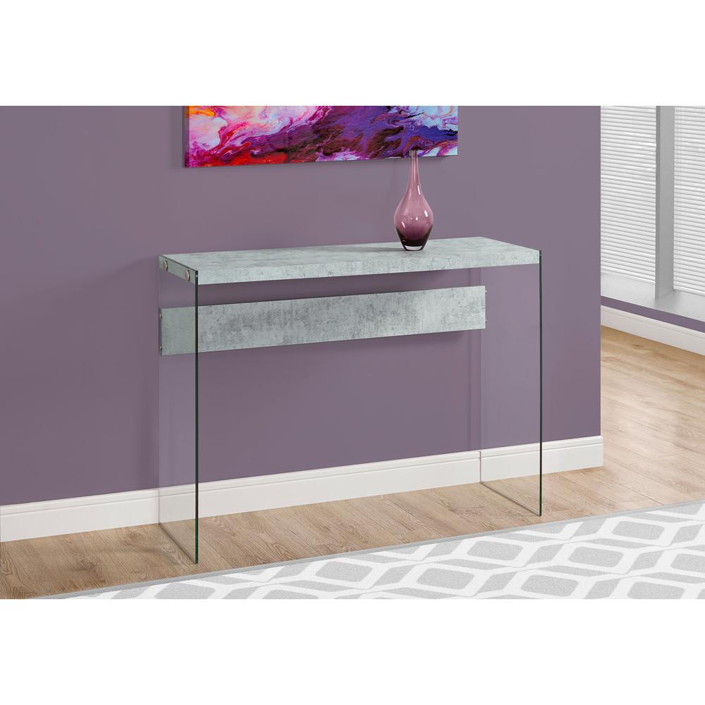 32" Grey Cement Particle Board and Clear Tempered Glass Accent Table - 333109. Picture 1