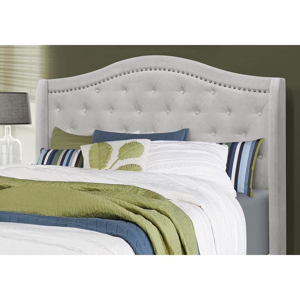 66.5" x 87.5" x 56.5" Light Grey Foam Solid Wood Velvet Queen Size Bed With A Chrome Trim - 333317. Picture 2