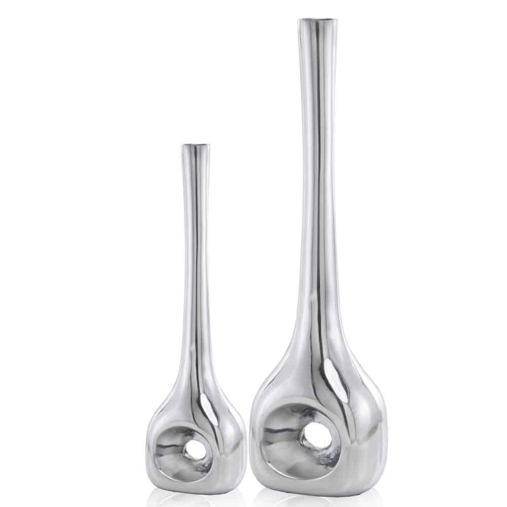Buffed Silver Hole Set of 2 Vases - 354606. Picture 1