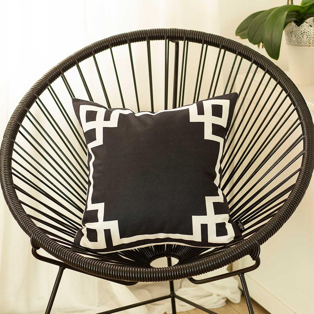 Black and White Geometric Decorative Throw Pillow Cover - 355327. Picture 3