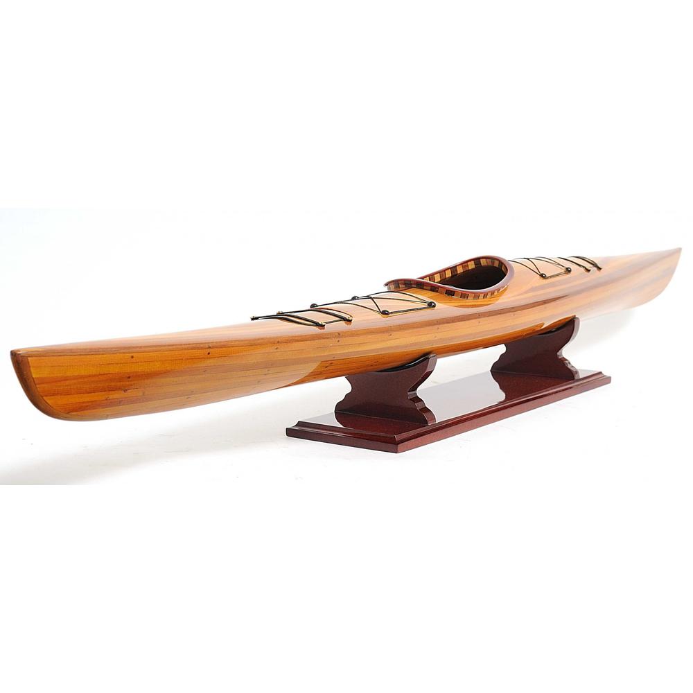 Rich Cedar Kayak Model Sculpture - 364270. Picture 4