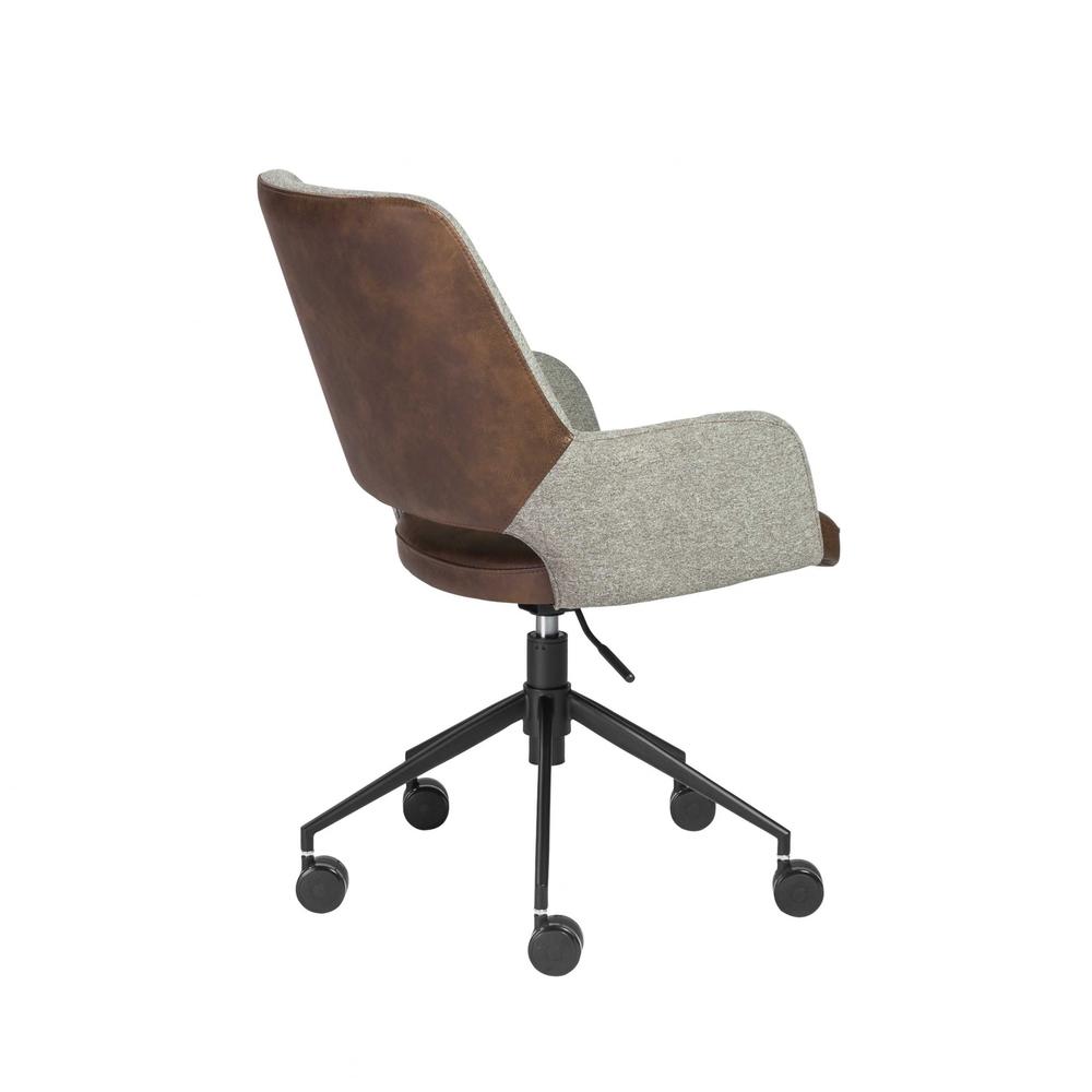 21.26" X 25.60" X 37.21" Tilt Office Chair in Gray Fabric and Light Brown Leatherette with Black Base. Picture 3