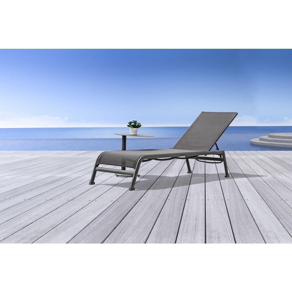 Set of 2 Taupe Aluminum Chaise Lounges - 372157. Picture 2