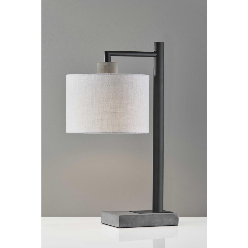 Petite Black Metal Table Lamp - 372730. Picture 1