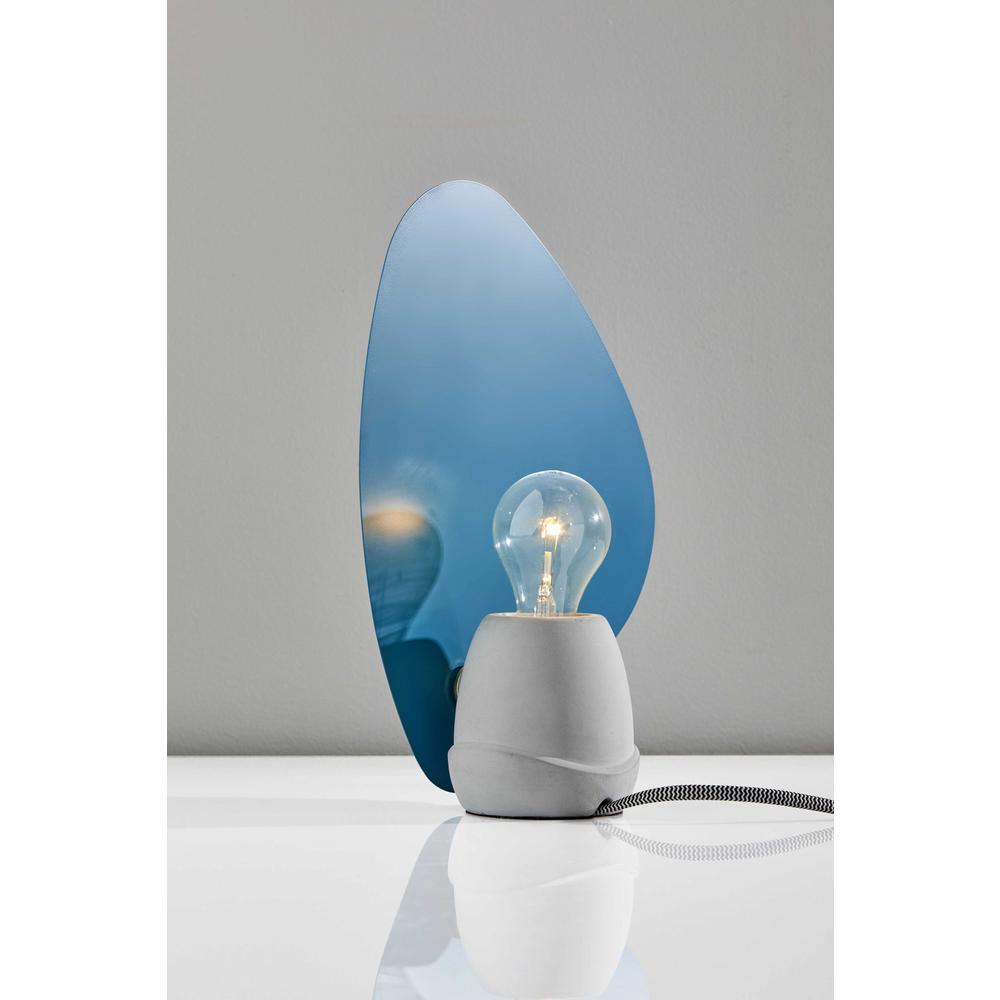 Turquoise Fin Concrete Table Lamp - 372779. Picture 2