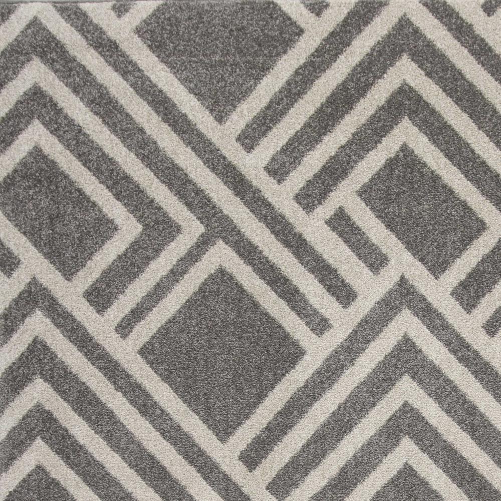 3'x5' Grey Machine Woven UV Treated Geometric Indoor Outdoor Area Rug - 375000. The main picture.