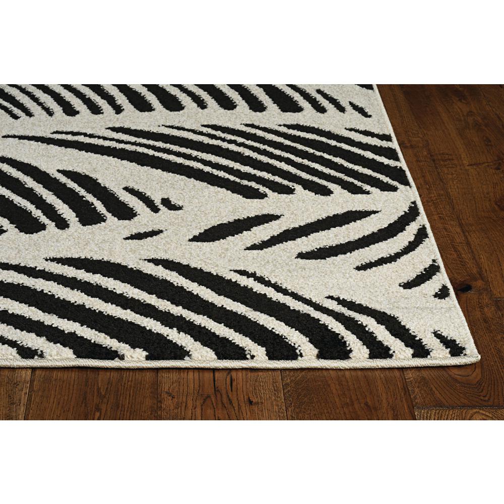 5'x8' Black White Machine Woven UV Treated Oversized Leaves Indoor Outdoor Area Rug - 375010. Picture 4