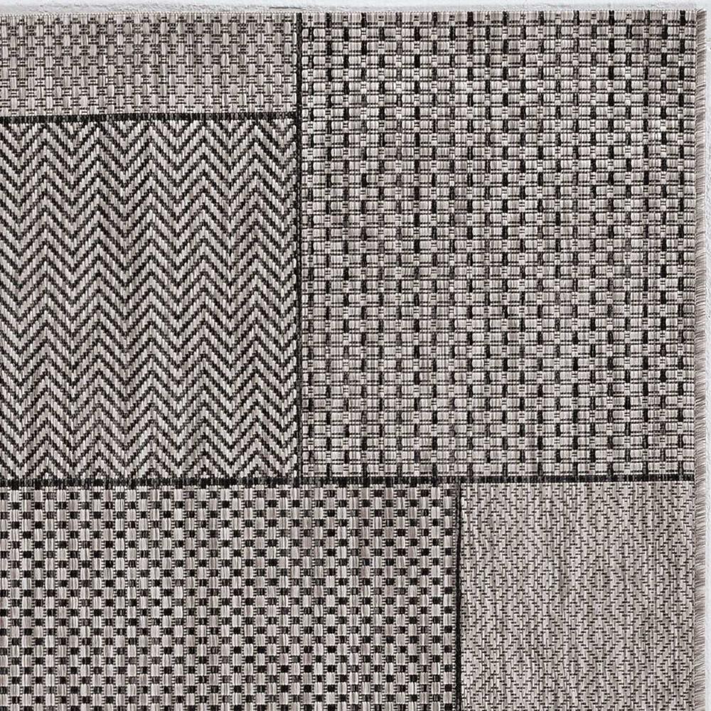 8' Grey Machine Woven UV Treated Geometric Indoor Outdoor Round Area Rug - 375261. Picture 1