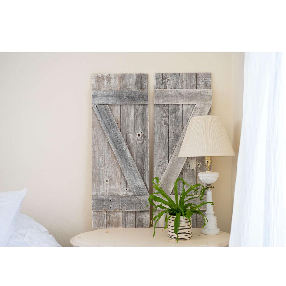 Set of 2 Rustic Natural Weathered Grey Wood Window Shutters with Hanger - 380349. Picture 5