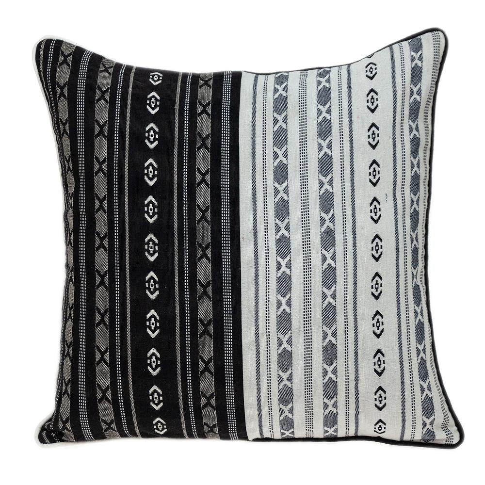 Black and White Abstract Accent Pillow - 383121. Picture 1