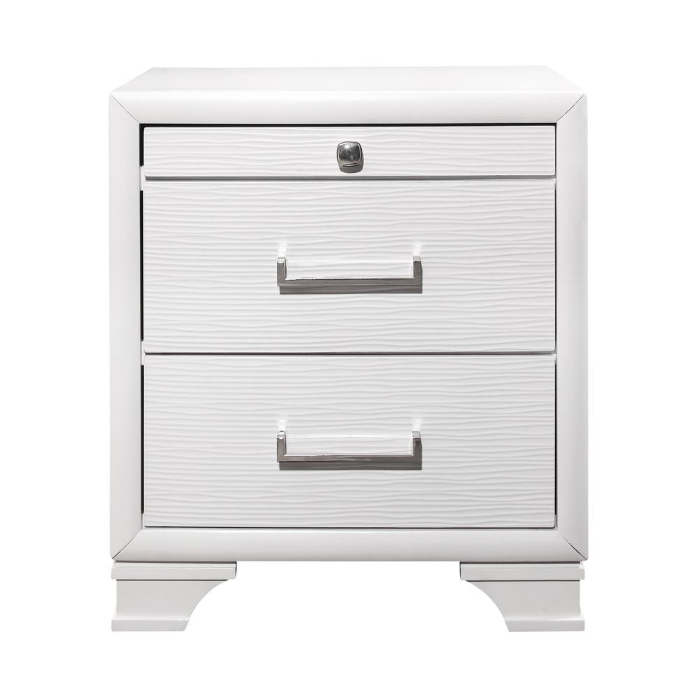 White Nightstand with 3 Drawers - 384057. Picture 1