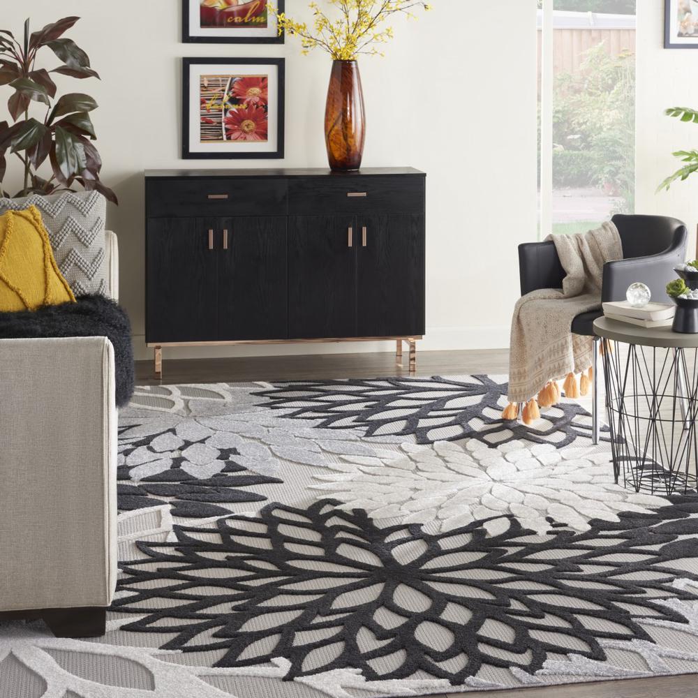 8’ x 11’ Black Gray White Indoor Outdoor Area Rug - 384602. Picture 4