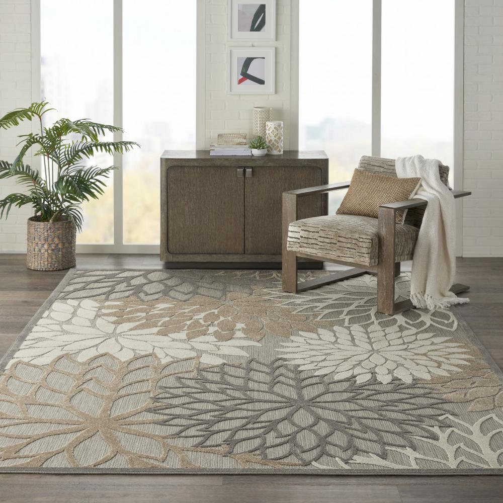 7’ x 10’ Natural and Gray Indoor Outdoor Area Rug - 384668. Picture 4
