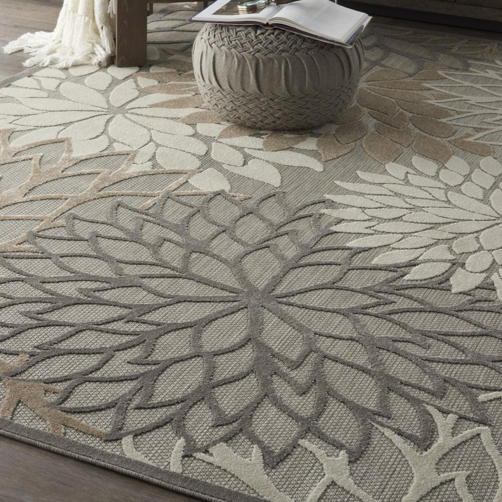 7’ x 10’ Natural and Gray Indoor Outdoor Area Rug - 384668. Picture 5