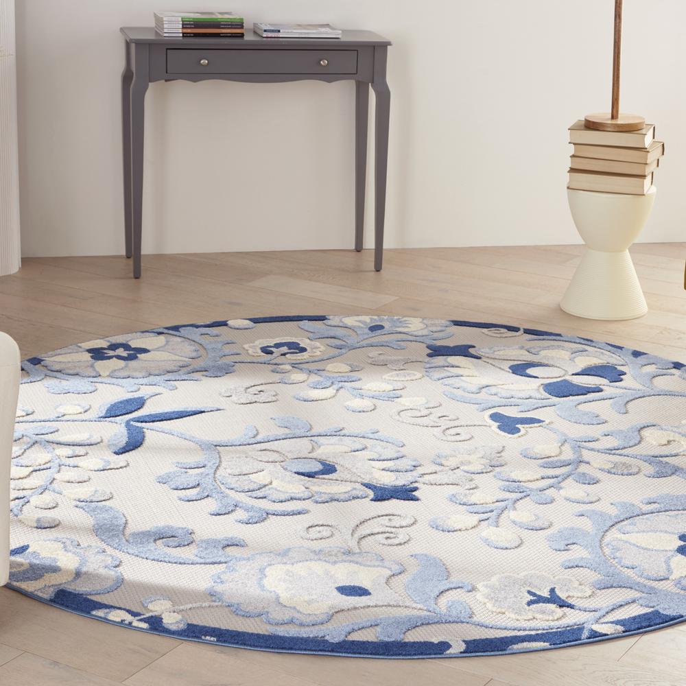8’ Round Blue and Gray Indoor Outdoor Area Rug - 384843. Picture 2