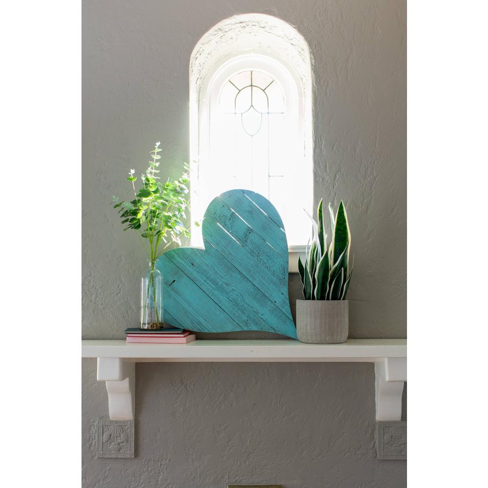 18" Rustic Farmhouse Turquoise Wooden Heart - 384906. Picture 2