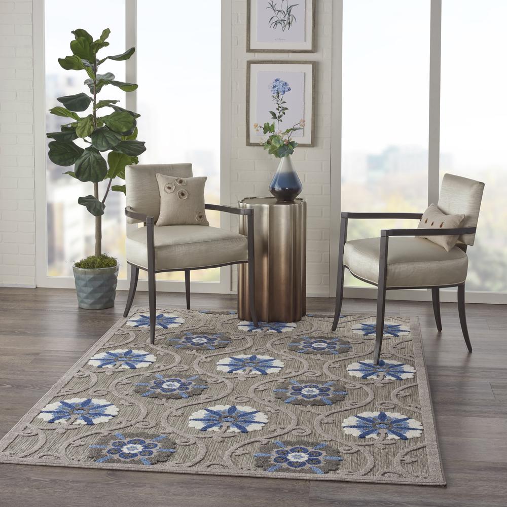 4’ x 6’ Gray and Blue Indoor Outdoor Area Rug - Grey/Blue. Picture 6