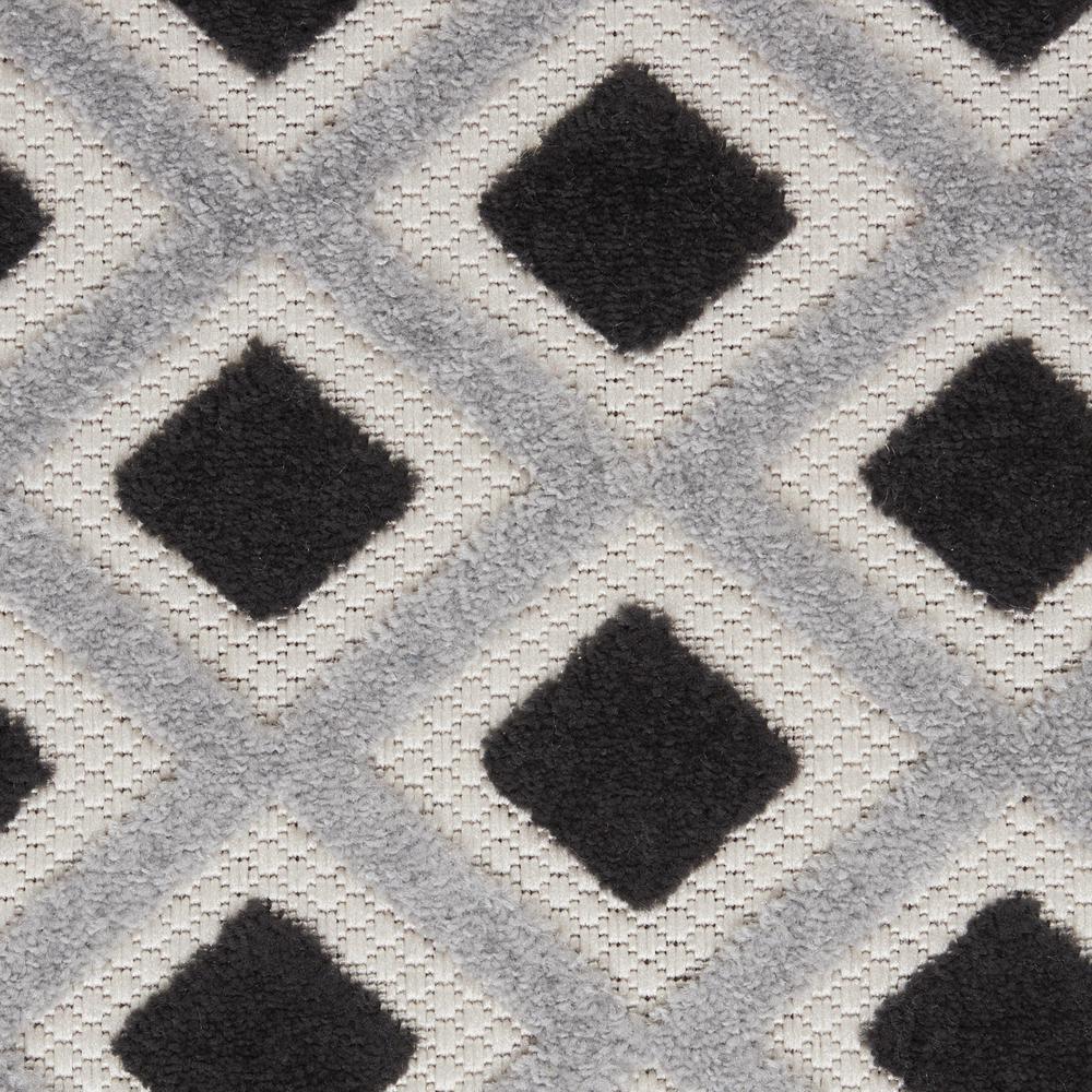 4’ Round Black White Gray Indoor Outdoor Area Rug - 385135. Picture 6