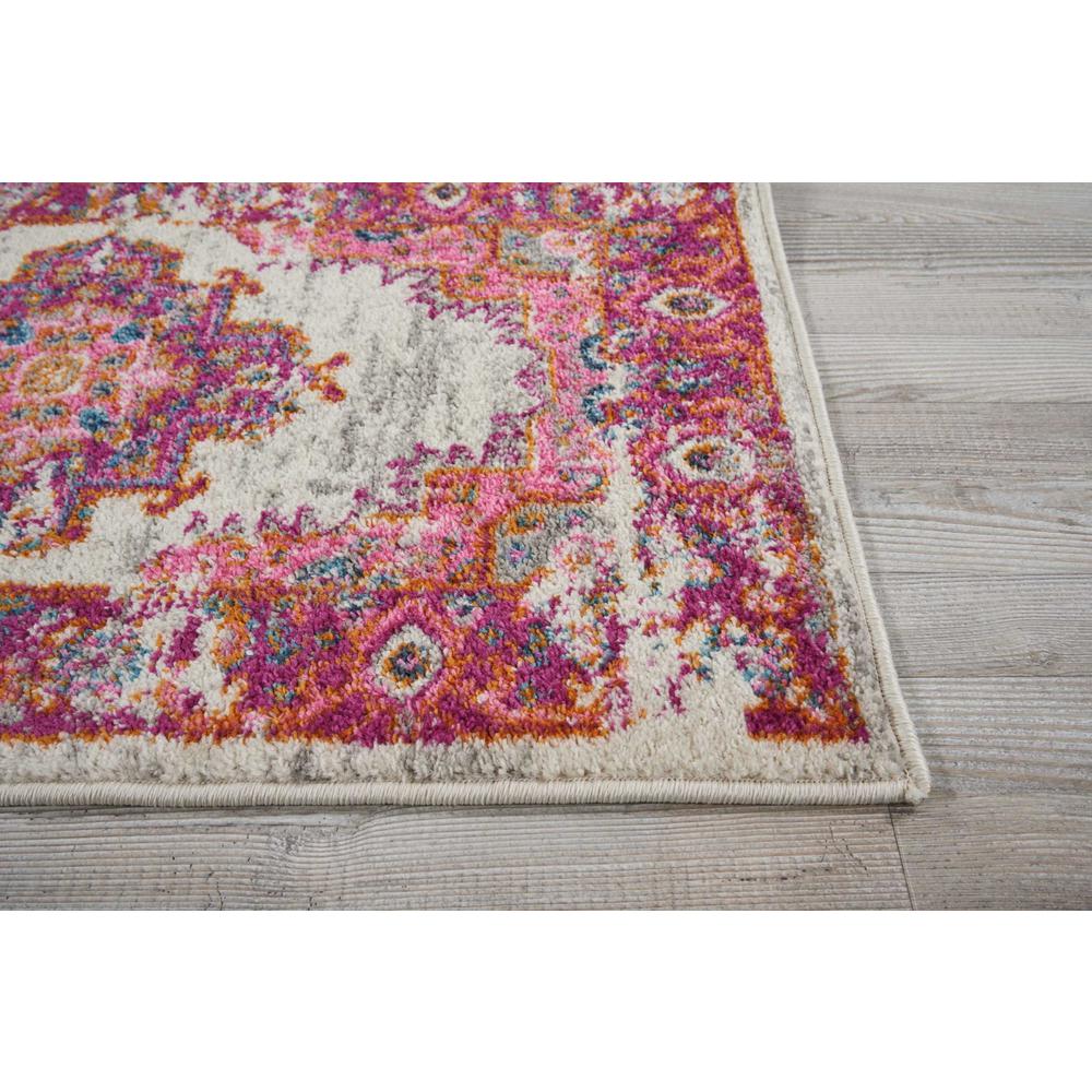 2’ x 3' Ivory and Fuchsia Distressed Scatter Rug Ivory/Fuchsia. Picture 6