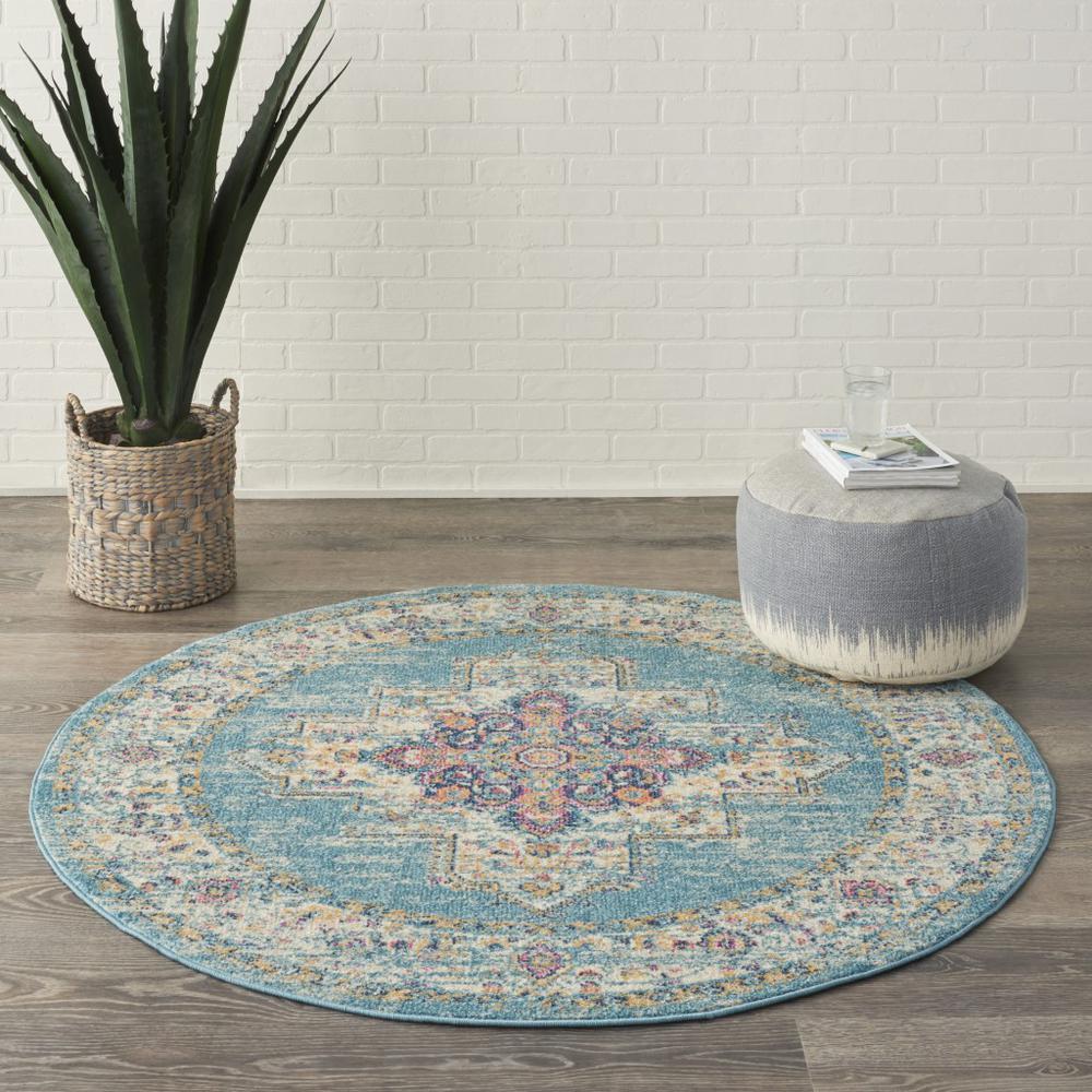 5’ Round Light Blue Distressed Medallion Area Rug - 385335. Picture 4