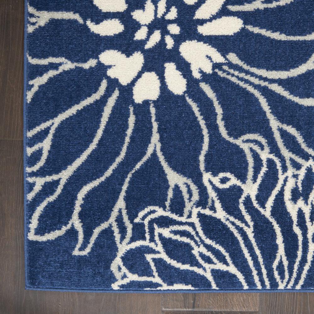 2’ x 3’ Navy and Ivory Floral Scatter Rug - 385430. Picture 2