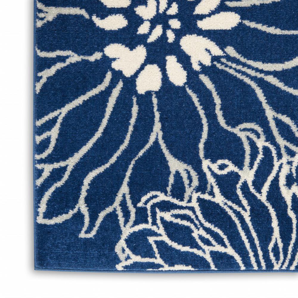 2’ x 3’ Navy and Ivory Floral Scatter Rug - 385430. Picture 7