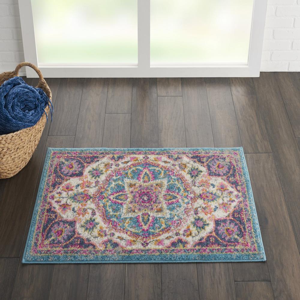 2’ x 3’ Pink and Blue Floral Medallion Scatter Rug Ivory/Multi. Picture 5