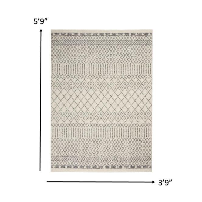 4’ x 6’ Ivory and Gray Geometric Area Rug Ivory/Grey. Picture 7