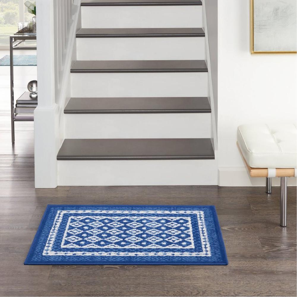 4’ x 6’ Navy and Ivory Geometric Area Rug Navy. Picture 6