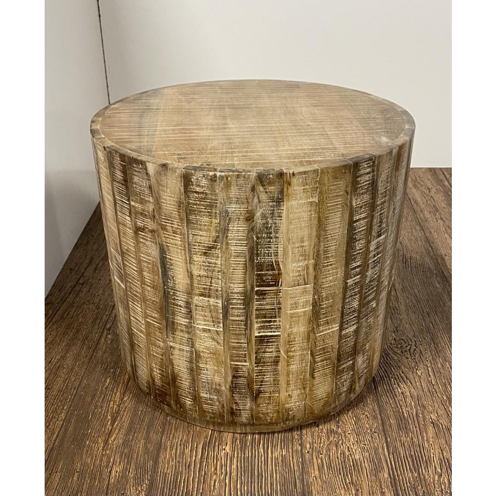 Updated Rustic Round Stump End Table - 387692. Picture 1