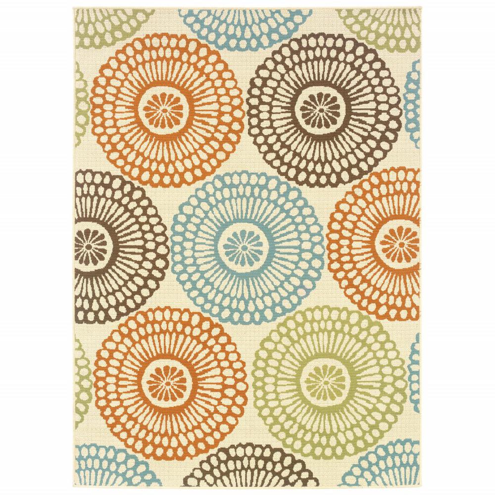 4’x6’ Beige and Blue Medallion Indoor Outdoor Area Rug - 388690. Picture 1