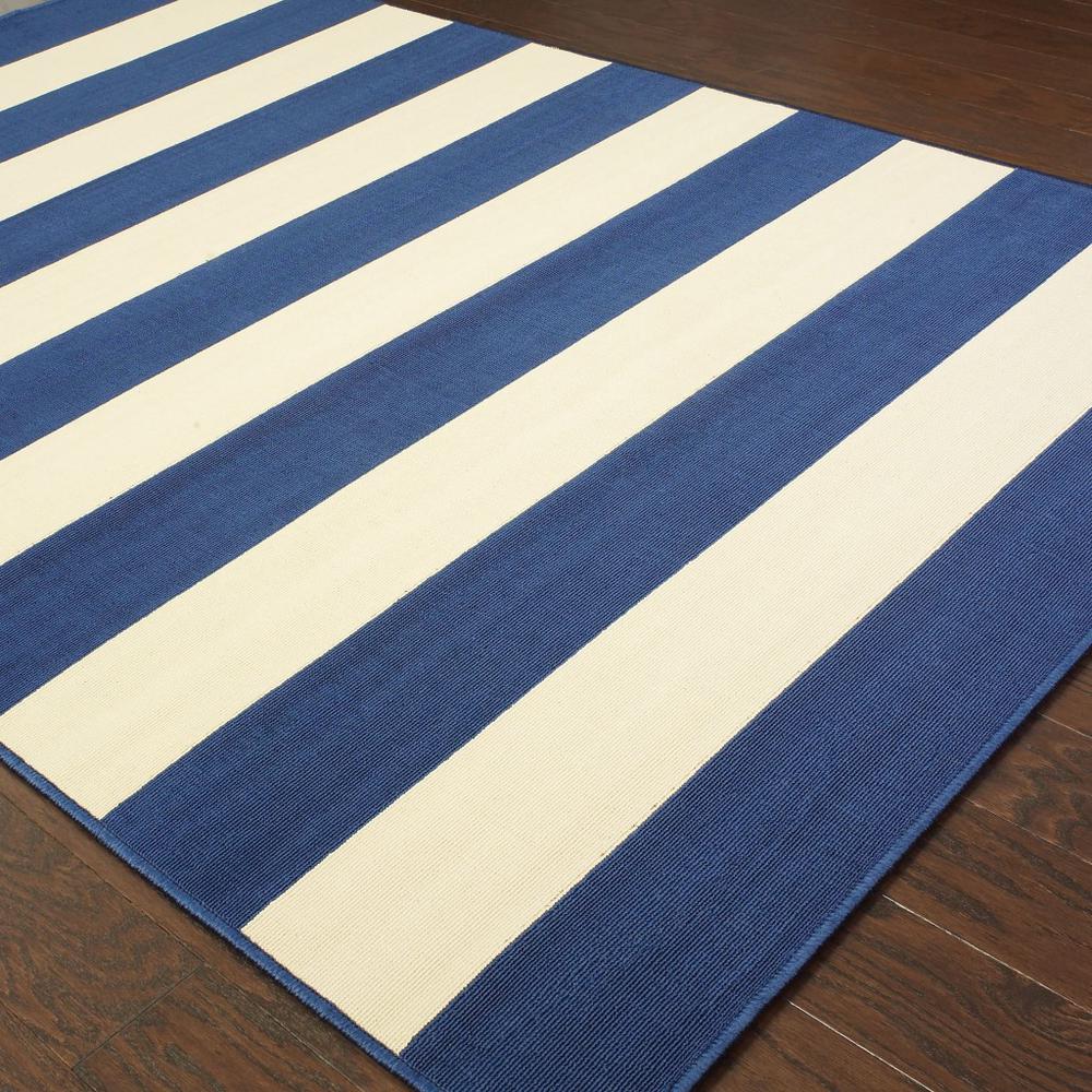 4’x6’ Blue and Ivory Striped Indoor Outdoor Area Rug - 388774. Picture 3